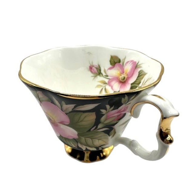 Vintage Royal Albert Alberta Rose Teacup and Saucer Set of One For Sale - Image 13 of 14