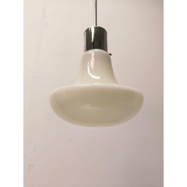 Steel and White Glass Suspension, 1970s, in Very Good conditions. Designed 1970 to 1979 Up to 250V (Europe/UK...