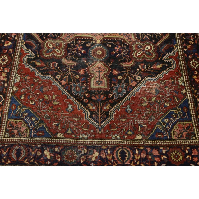 Early 20th Century Persian Farahan Rug, 04'01 X 06'04 For Sale - Image 4 of 9