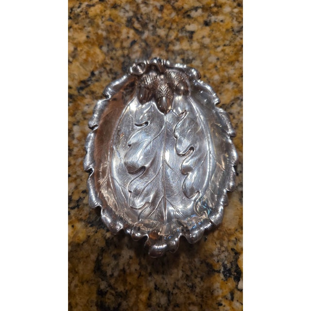 Set of 4 Vintage Silver-Plated Botanical Oak Leaf & Acorn Catchall Dishes For Sale - Image 4 of 8