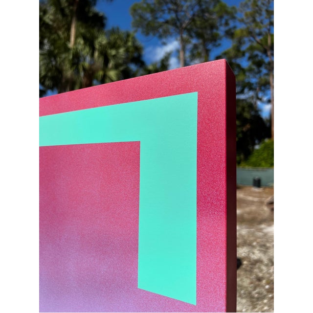 Born in Tallahasee Fl, William started his artistic career as a color consultant for his family's Design and Painting...