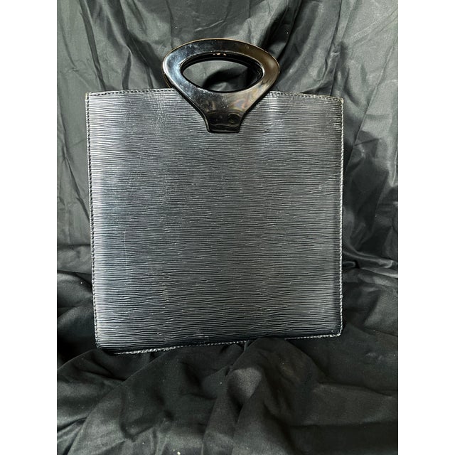 Contemporary Vintage 1980s Louis Vuitton Black Epi Ombre Clutch With Resin Handles For Sale - Image 3 of 13