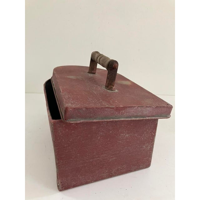 Red Vintage Red Metal Utility Can With Handle – Industrial Storage / Farmhouse Decor For Sale - Image 8 of 11