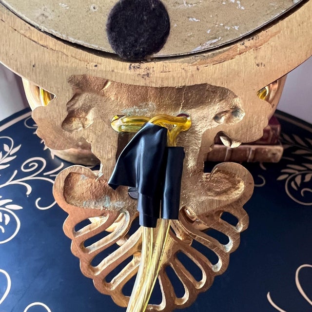 Stunning vintage Baker Knapp and Tubbs gilt brass two-bulb wall sconce // French-style wall light with mirrored back // Floral wall sconce For Sale - Image 10 of 10