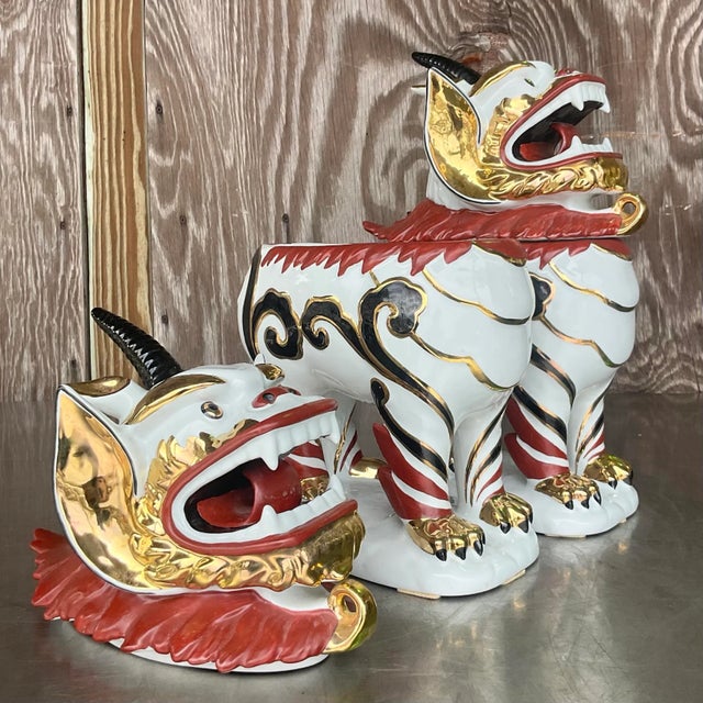 Vintage Italian Gilt Tipped Lidded Porcelain Foo Dogs - a Pair For Sale - Image 4 of 7