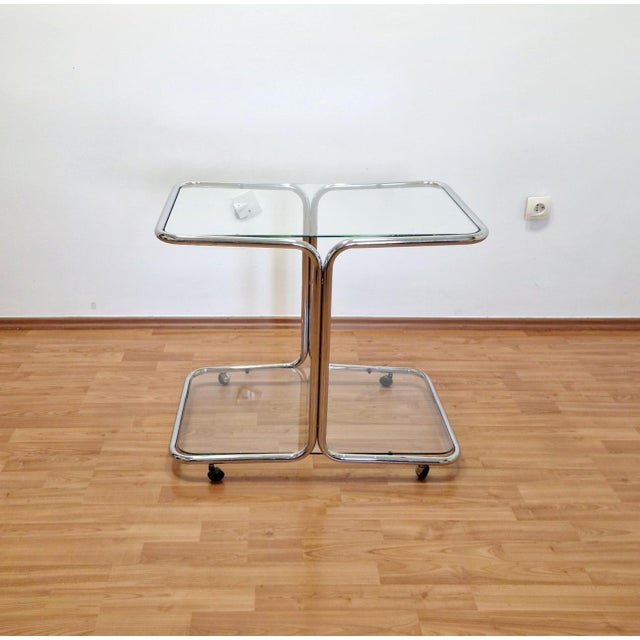 Mid-Century Modern Chrome and Glass Bar Cart, Italy, 1960s, in Very Good conditions. Designed 1960 to 1969