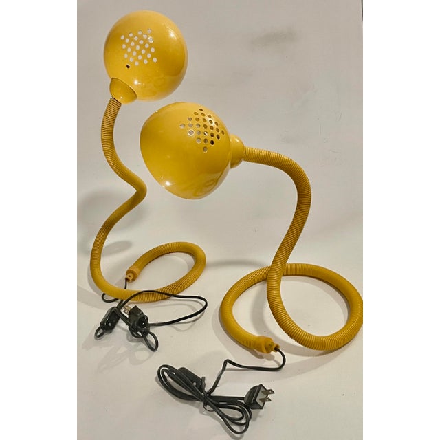 Pair of "Hebi" (Snake) Table / Desk Lamps by Isao Hosoe for Valenti Luce, Milan, Italy Circa 1970s For Sale In Atlanta - Image 6 of 7