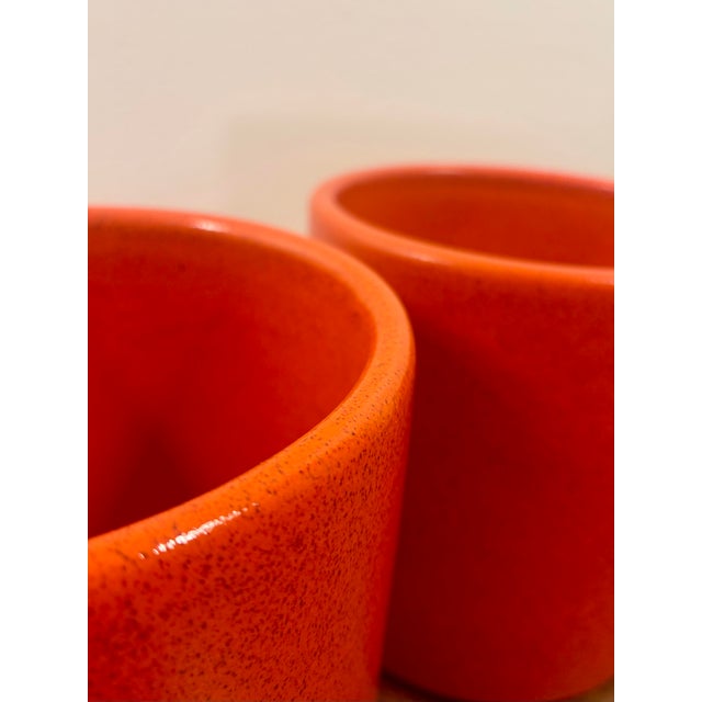 1960s 1960s Gainey Ceramics Ac-8 Orange Architectural Planters - Pair For Sale - Image 5 of 10
