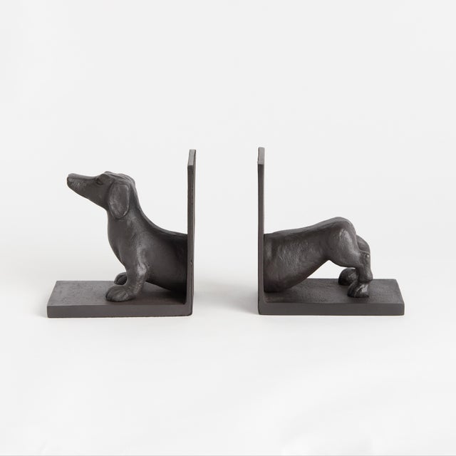 Kenneth Ludwig Chicago Dachshund Bookends, Set Of 2 For Sale - Image 4 of 4