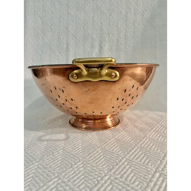 Mid 20th Century Vintage 1940’s-1960’s Copper Colander by Waldow Brooklyn With Brass Handles | American Handcrafted Kitchenware For Sale - Image 5 of 12