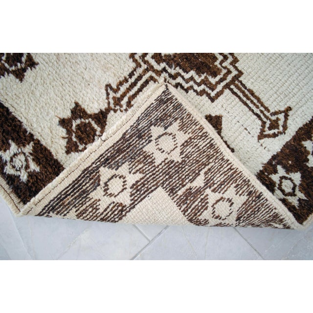 1970s Vintage -Knotted Turkish Runner - 3′3″ × 16′ For Sale - Image 13 of 14