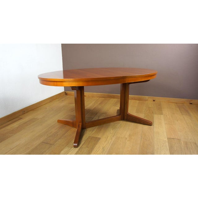 Vintage Oval Dining Table from Baumann, 1960s For Sale - Image 4 of 10