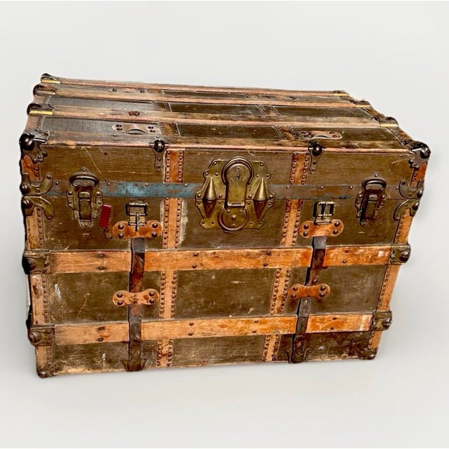 Early 20th Century Early 1900s European Antique Travel Trunk With Wood Slats & Metal Hardware For Sale - Image 5 of 12