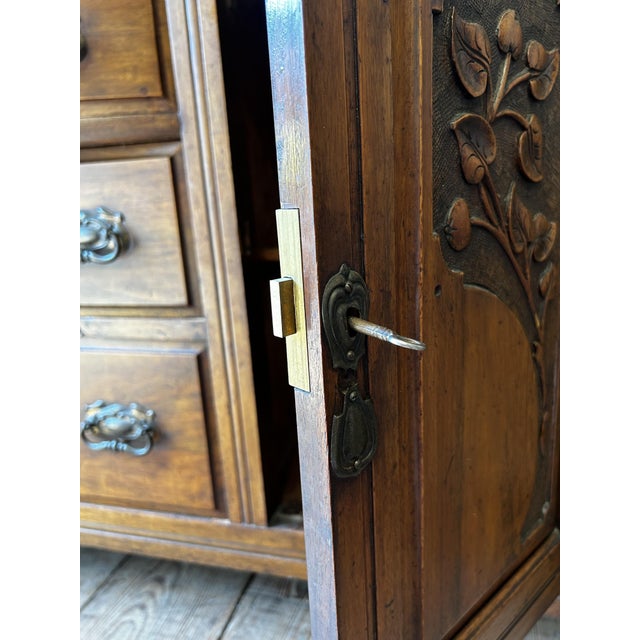 English Edwardian Art Nouveau Walnut Sideboard with Hand-Carved Floral Panels, 1900s For Sale - Image 12 of 15