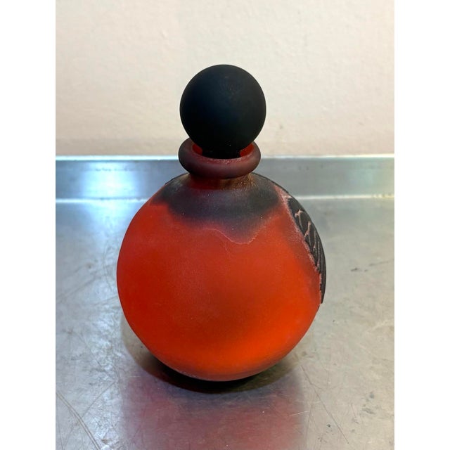 Claude Galle Galle' Style Red/Black Satin Cameo Glass Art Deco Perfume Bottle For Sale - Image 4 of 4
