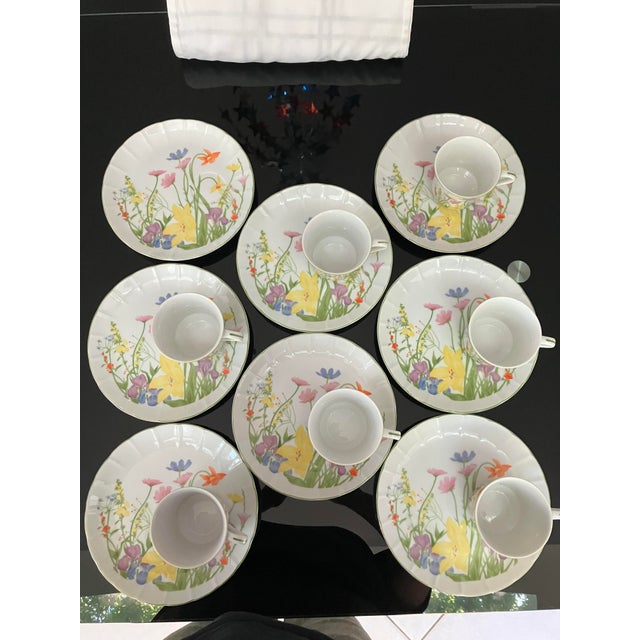 Vintage Seymour Mann "Day Lily" Snack Set - Set of 16 For Sale - Image 9 of 11