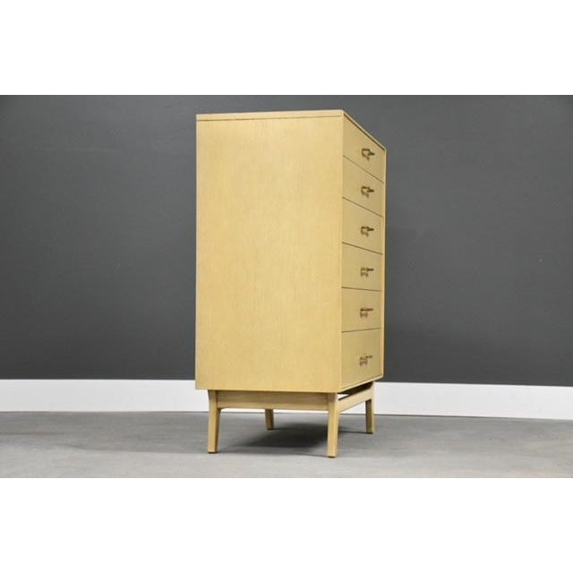 Mid-Century Modern 1960s Oak Tall Dresser by Rway Furniture For Sale - Image 3 of 11