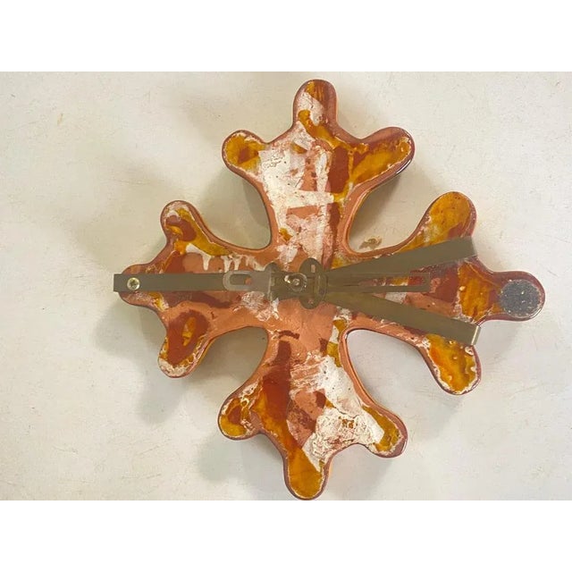 Ceramic Cross Wall Decoration in Yellow and Green Ceramic, 20th Century For Sale - Image 7 of 10