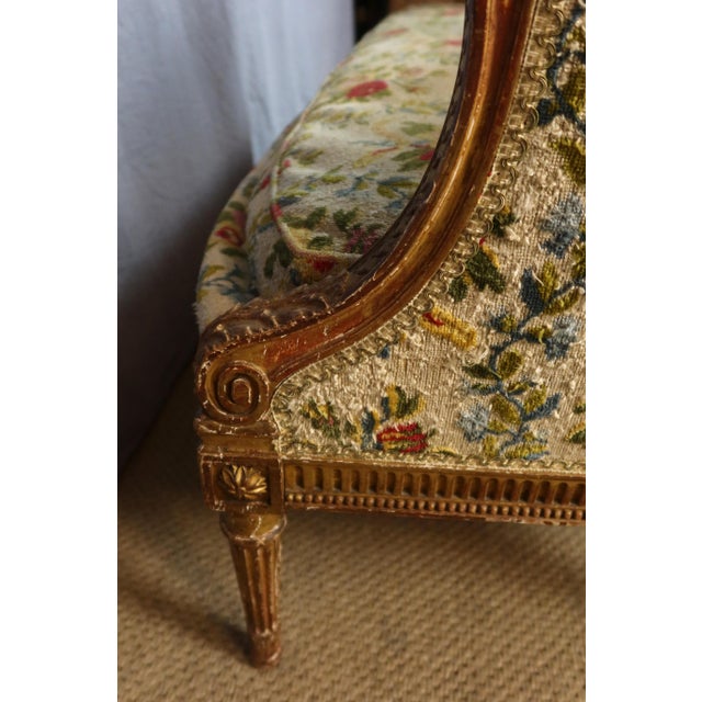 Large Louis XVI Armchair or Marquise in Giltwood For Sale - Image 5 of 13