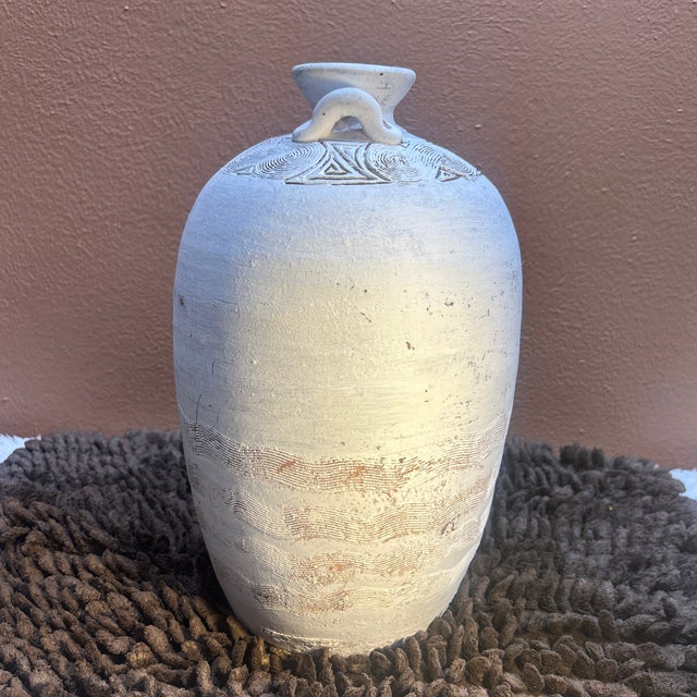 1980s Vintage 13" Incised White Terracotta Amphora Urn - Heavy Studio Pottery For Sale - Image 5 of 12