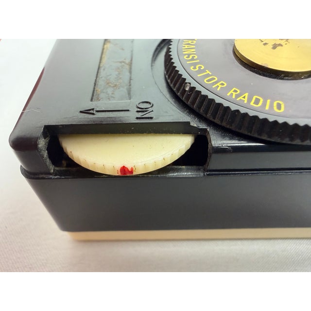 Black Vintage Rare Mantone Marvel Shiriro Model T-21 2tr Transistor Radio 2 Transistor Black For Sale - Image 8 of 12
