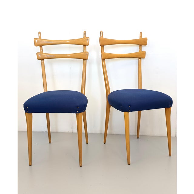 Vintage Maple Dining Chairs with Ultramarine Blue Fabric, 1950s, Set of 5 For Sale - Image 4 of 11