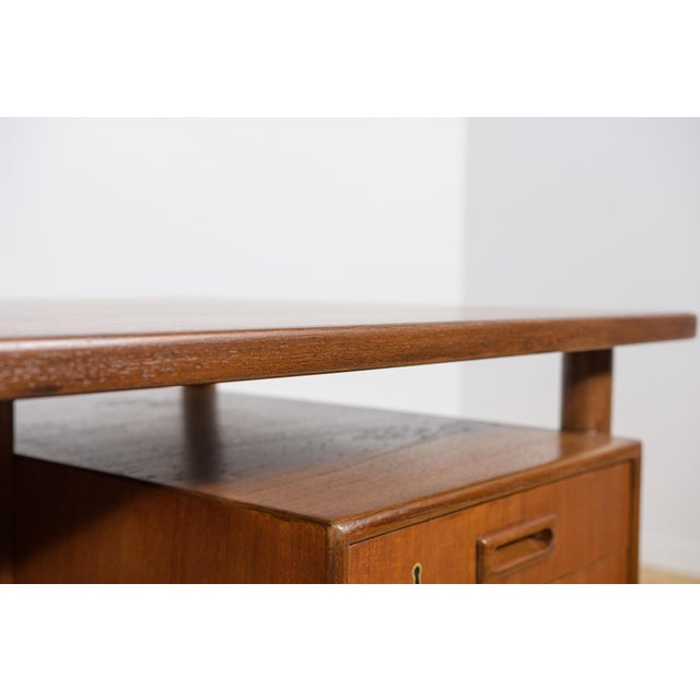 Mid-Century Freestanding Teak Desk by Arne Vodder for Sibast, 1960s For Sale - Image 15 of 18