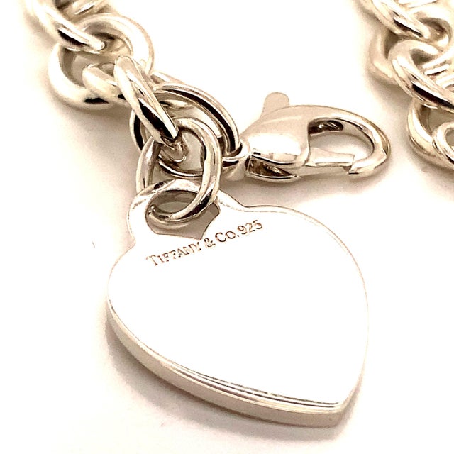 1990s Tiffany & Co. Estate Sterling Silver Bracelet 34.2 Grams For Sale In New York - Image 6 of 12