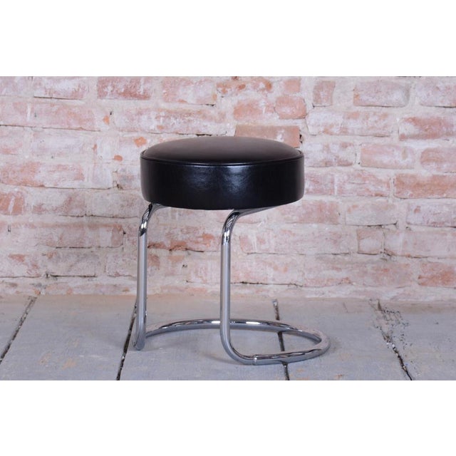 Bauhaus Stool in Chrome-Plated Steel and Leather, 1950s For Sale - Image 3 of 11
