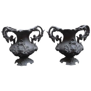 Early 20th Century Decorative Cast Iron Urns, Set of 2 For Sale