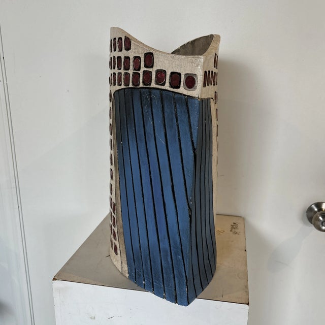 Postmodern 1980s Post-Modern Ceramic Pottery Slab Vase Signed For Sale - Image 3 of 11