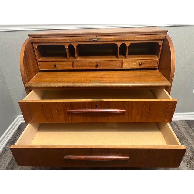 1960s Vintage Mid-Century Swedish Teak Roll-Top Desk by Bröderna Gustafssons (1960s). Classic Scandinavian Design With Beautiful Book-Matched Veneer. For Sale - Image 5 of 7