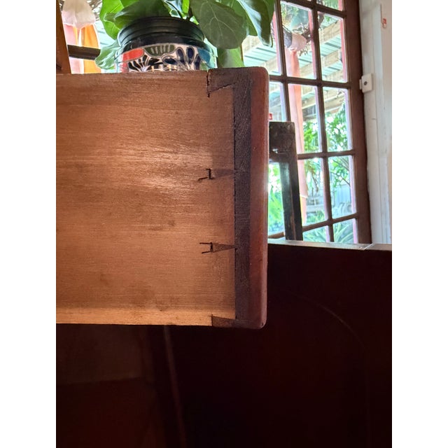 Mid 19th Century English Antique Mahogany Bookcase, 1800s For Sale - Image 5 of 11