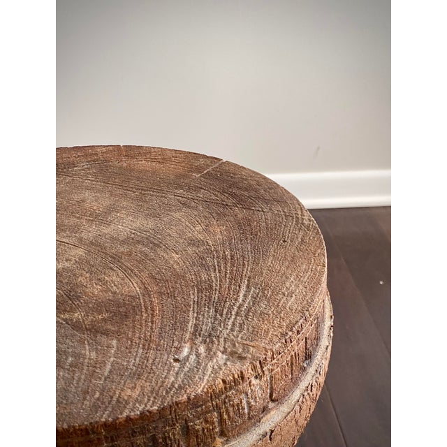 Made Goods Marek Mango Wood Drum Side Table – Sculptural Carved Pedestal, Organic Modern For Sale In Los Angeles - Image 6 of 13