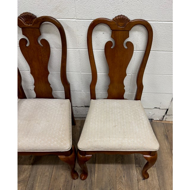 Vintage Universal Furniture Queen Anne Style Dining Chairs - Set of 5 For Sale In Kansas City - Image 6 of 14