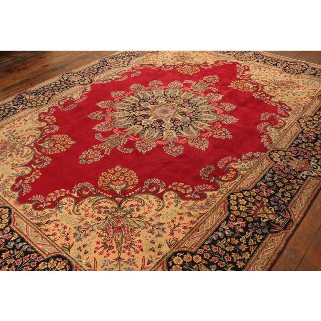 Middle Eastern Rug in Wool For Sale - Image 10 of 11