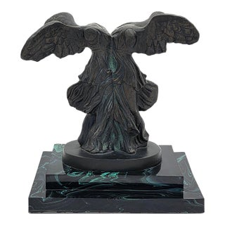 1960s Salvador Dalí Two Nikes Resin Sculpture on Marble Base For Sale