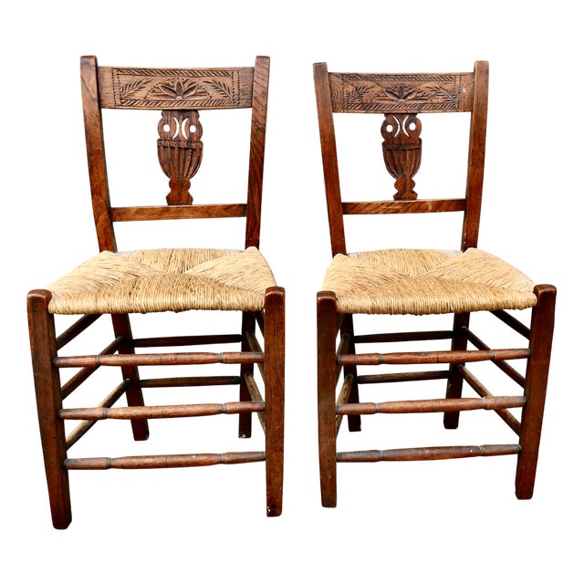 Set of Elm Hall Chairs with Rush Seats, Early 19th Century For Sale