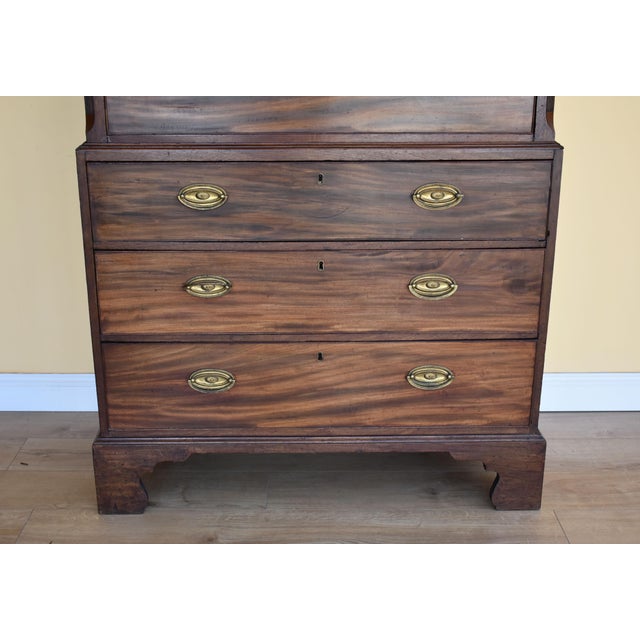 George III Mahogany Chest on Chest For Sale - Image 4 of 6