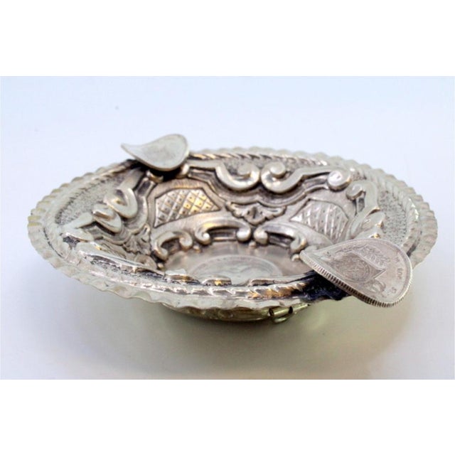Embossed Silver Ashtray with Wavy Frieze and Central Thousand Reis Coin For Sale - Image 6 of 9