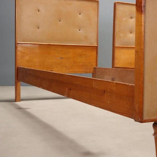 Brown Vintage Beds in Wood and Skai, 1960s, Set of 2 For Sale - Image 8 of 11