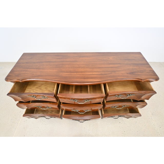 John Widdicomb French Louis XV Style Cherry Bombe Nine Drawer Dresser For Sale - Image 9 of 17