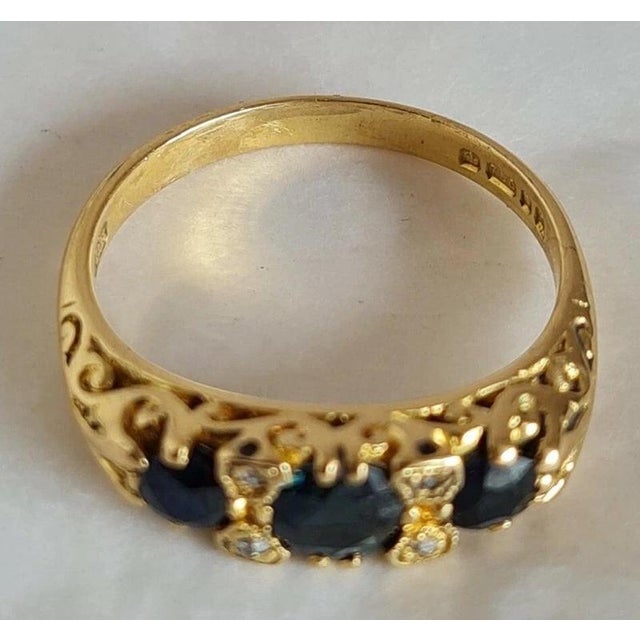 Vintage 18ct Yellow Gold Sapphire and Diamond Three-Stone Ring, 1976 For Sale - Image 6 of 10