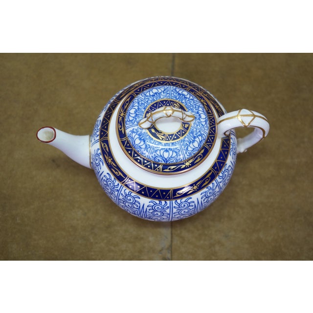 1880 Antique Old Worcester Porcelain Queens Royal Lily Blue & White Teapot 7" For Sale - Image 6 of 18