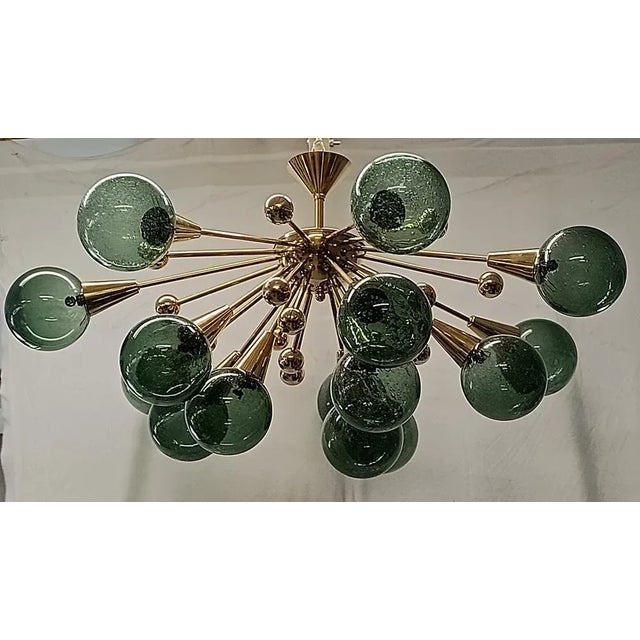 Murano Sputnik Spherical Green Glass and Brass Chandelier, 1990 For Sale - Image 10 of 11