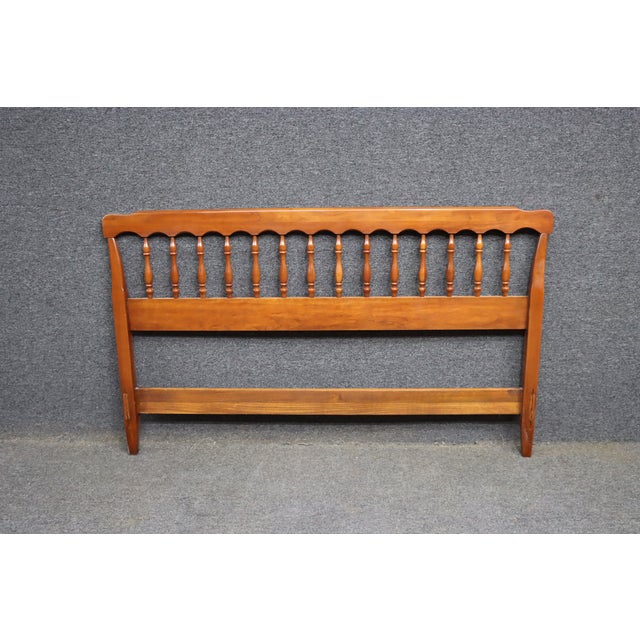 Brown Henkel-Harris Solid Cherry Queen Bed – Early American Style For Sale - Image 8 of 11
