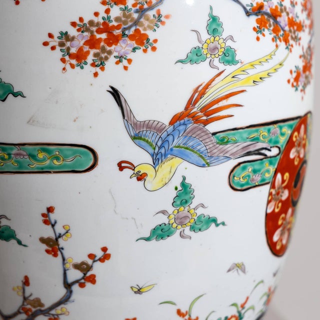 Late 19th Century Pair of large Imari Porcelain Vases, Japan, Late 19th 20th Century For Sale - Image 5 of 18