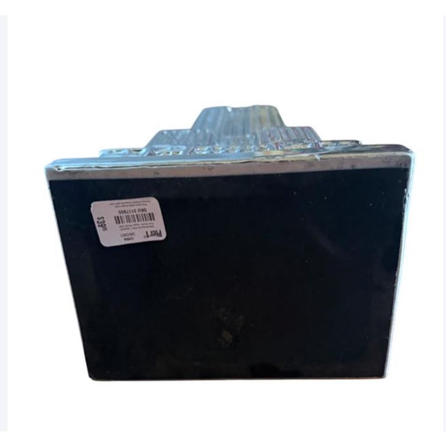 Vintage Pier 1 Empire State Building Shiny Silver Statue Large For Sale - Image 4 of 5