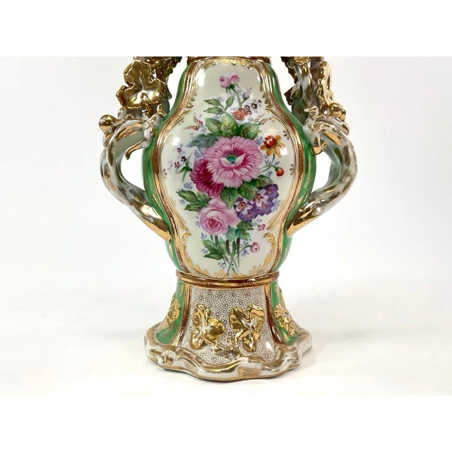 Elegant Pair of 19th Century Old Paris Porcelain Vases, Hand-Painted & Gilt For Sale - Image 4 of 12