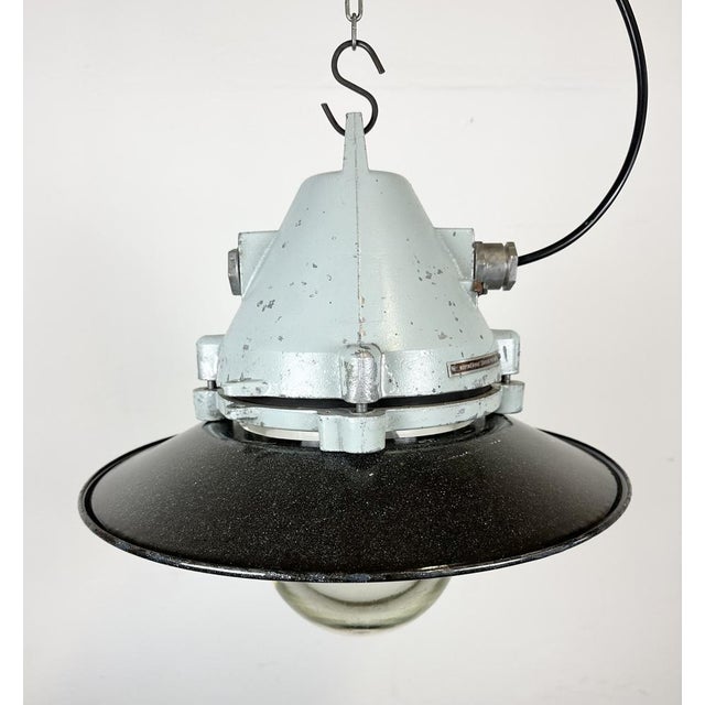 Grey Cast Aluminium Explosion Proof Lamp with Enameled Shade from Elektrosvit, 1970s For Sale - Image 11 of 18